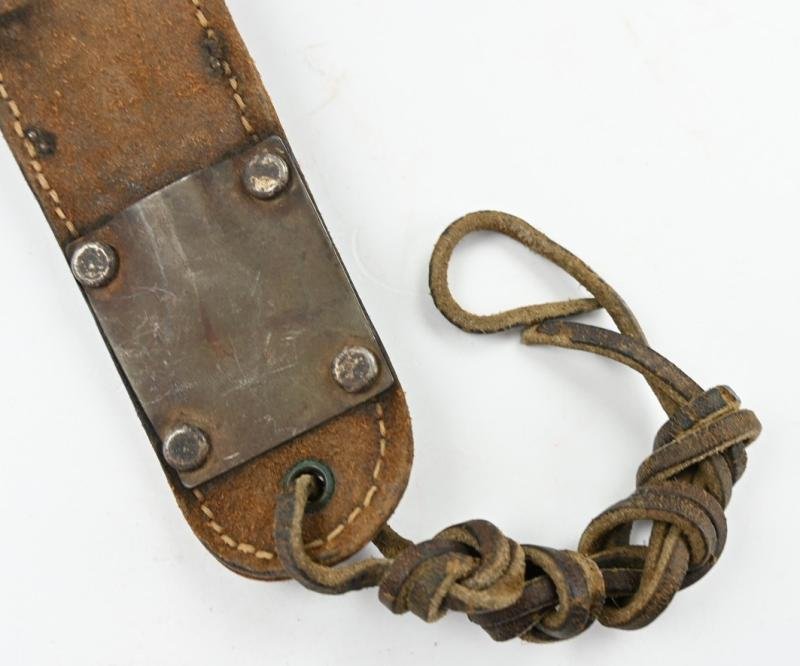 US WW2 Paratrooper M3 Fighting Knife with M6 Scabbard — image 7