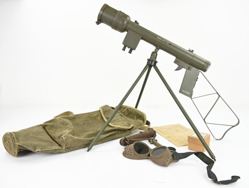 US WW2 Pathfinder M-227 Signal Lamp — image 10