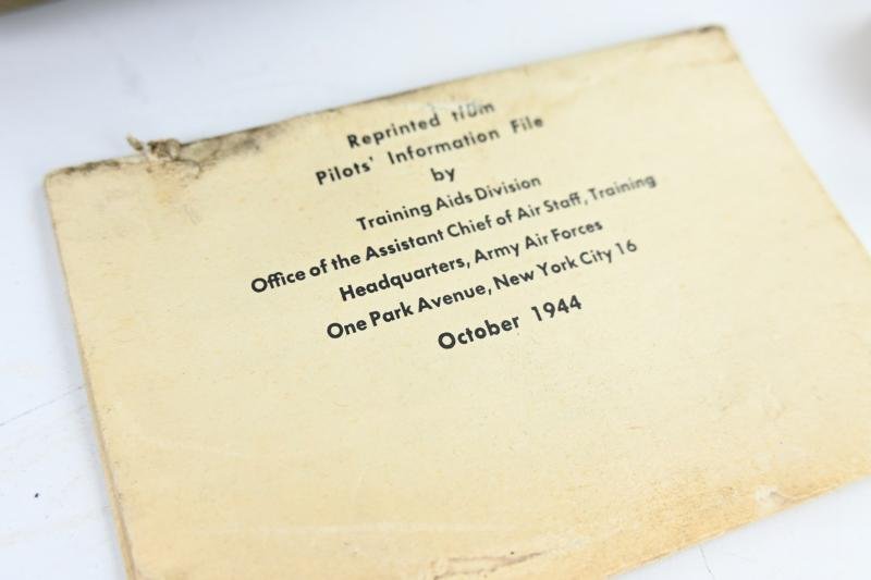 US WW2 Medical Department First Aid Pouch with Red Cross marking — image 5