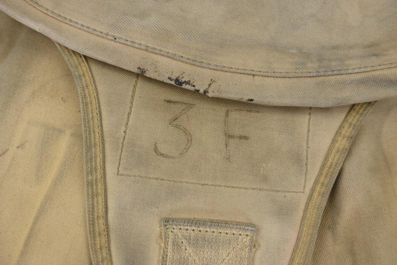 German LW Schwimmweste 10-30 B-2 — image 7