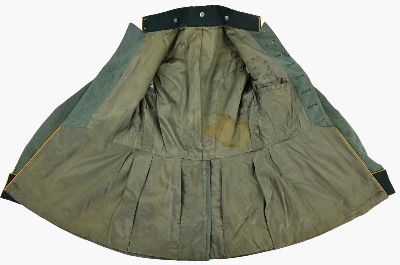 German WH EM/NCO Cavalry Parade Dress 'Kavallerie-Schützen Regiment 6' — image 11