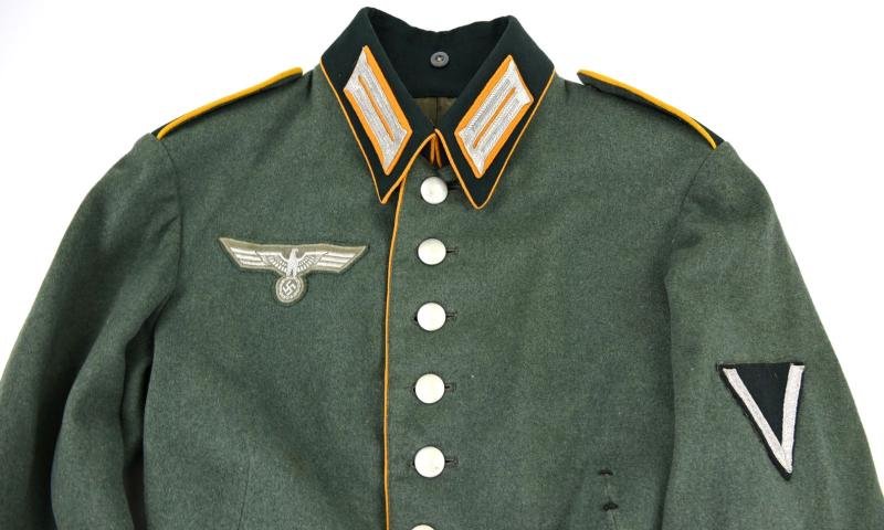 German WH EM/NCO Cavalry Parade Dress 'Kavallerie-Schützen Regiment 6' — image 2