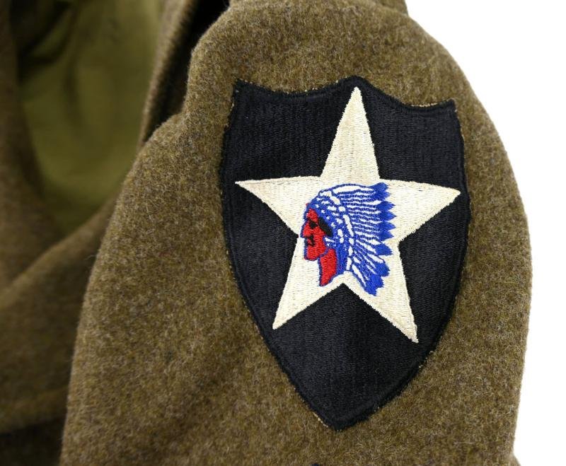 US WW2 EM/NCO Winter Greatcoat 2nd Infantry Division — image 4