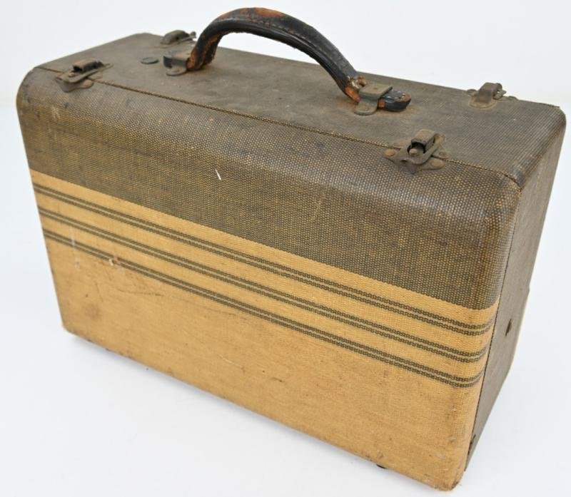 US WW2 Period Zenith Wavemagnet Long Distance Radio 1st Lt. William H. Snee 15th USAAF Pilot — image 3