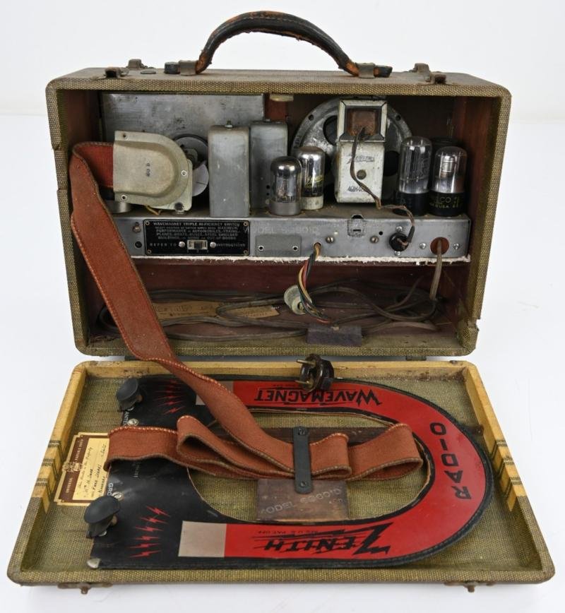 US WW2 Period Zenith Wavemagnet Long Distance Radio 1st Lt. William H. Snee 15th USAAF Pilot — image 4