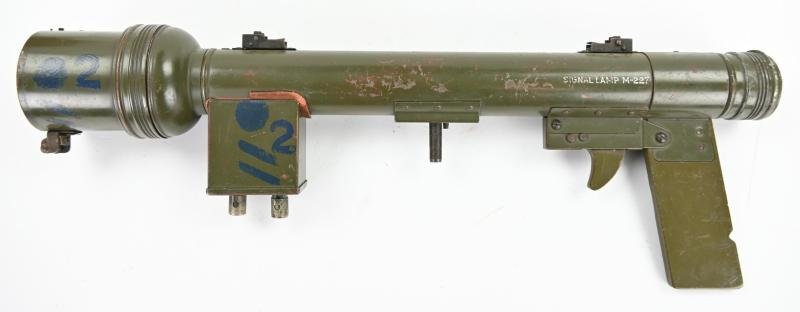US WW2 Airborne Pathfinder Signal Lamp M-227 — image 4