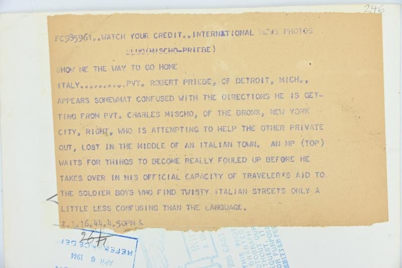 US WW2 Press Photo 'Lost in Traffic' — image 3