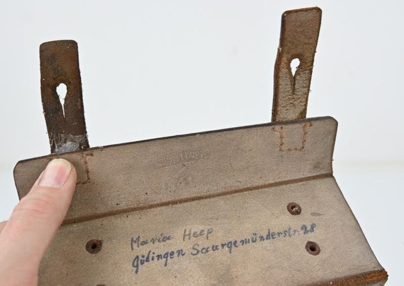 German DRK Medic Pouch with Carrying Strap — image 3