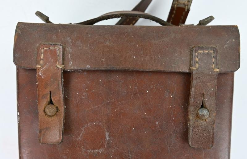 German DRK Medic Pouch with Carrying Strap — image 5