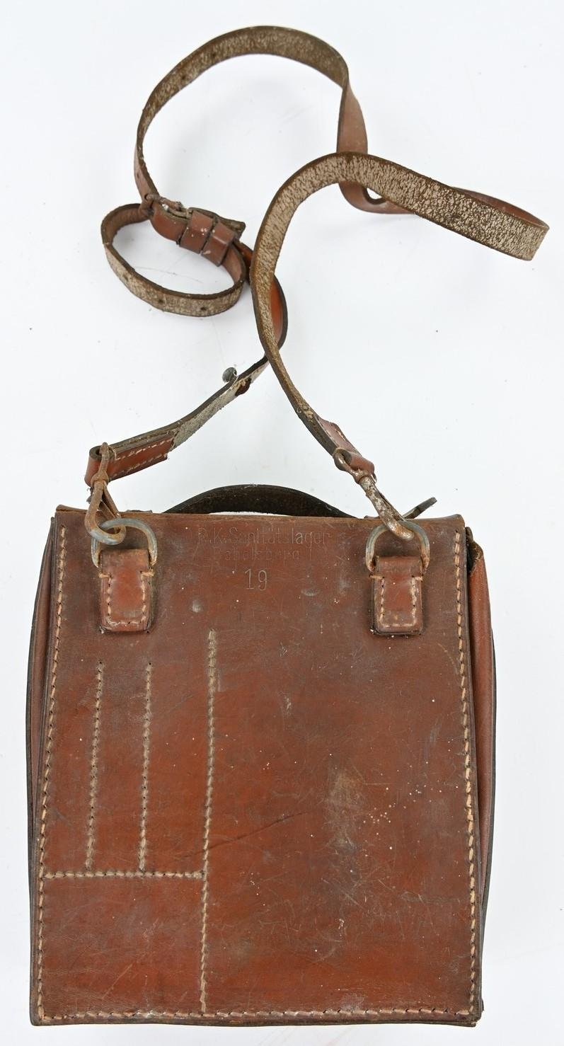 German DRK Medic Pouch with Carrying Strap — image 7