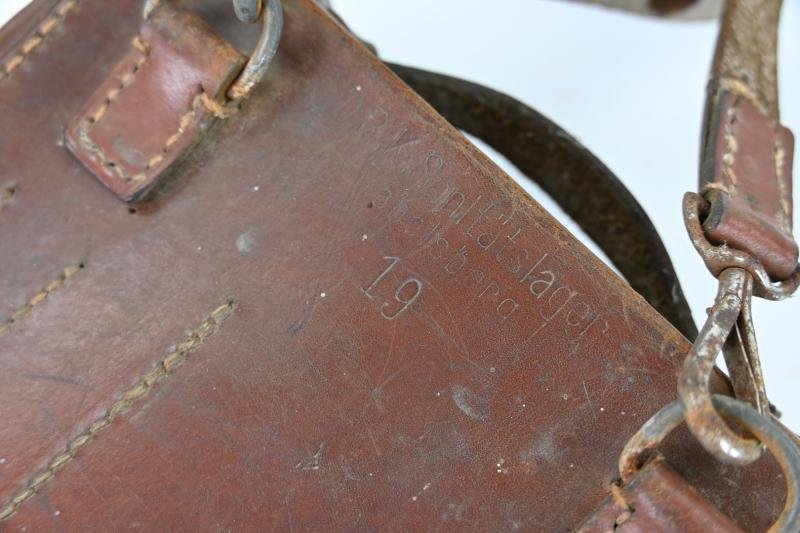 German DRK Medic Pouch with Carrying Strap — image 9