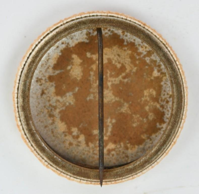 US WW2 Button 'Pack up Japan, the Yanks are coming' — image 3