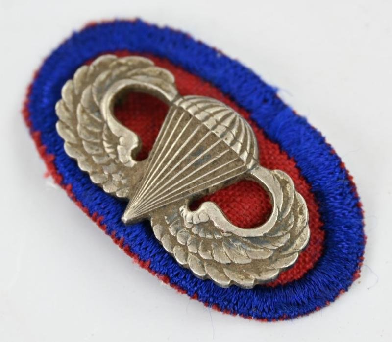 US WW2 101st Airborne Division 501st Parachute Infantry Regiment Jumpwing Oval with Jumpwing — image 2
