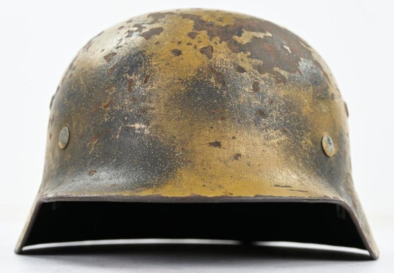 German LW M35 Camouflaged Combat Helmet — image 3