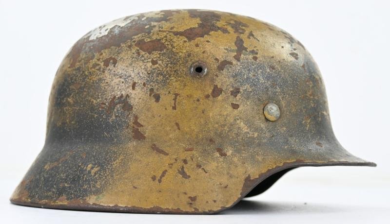 German LW M35 Camouflaged Combat Helmet — image 5