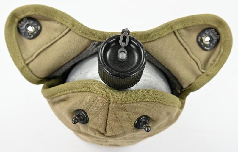US M-1941 Cavalry/Paratrooper Canteen — image 6