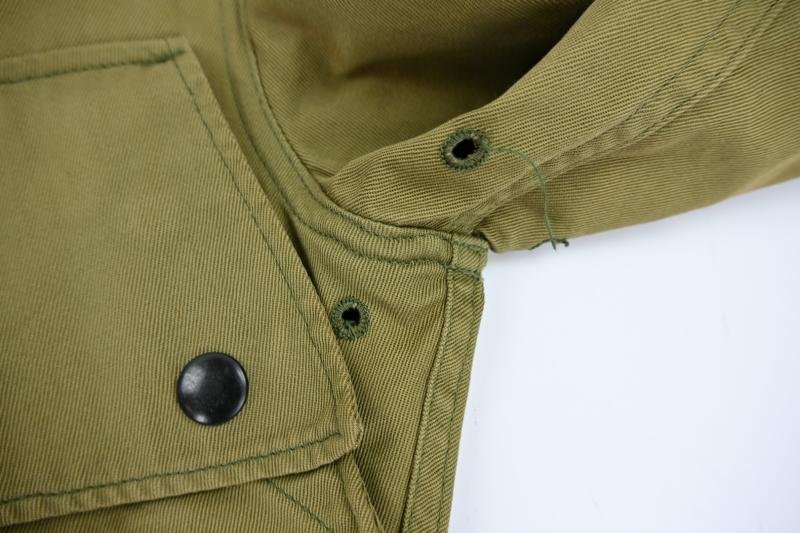 US WW2 82nd Airborne M42 Jumpjacket with Armflag — image 8