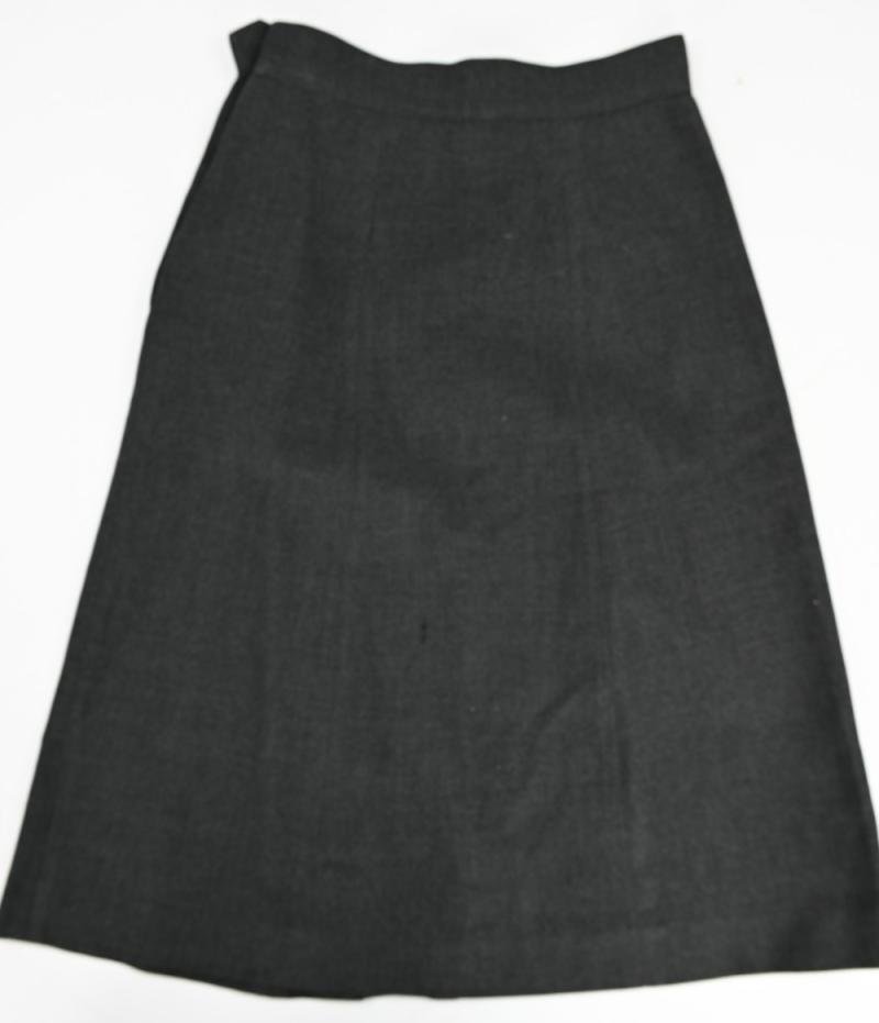 US WW2 Flannel Grey Red Cross Workers Uniform Jacket & Skirt — image 15