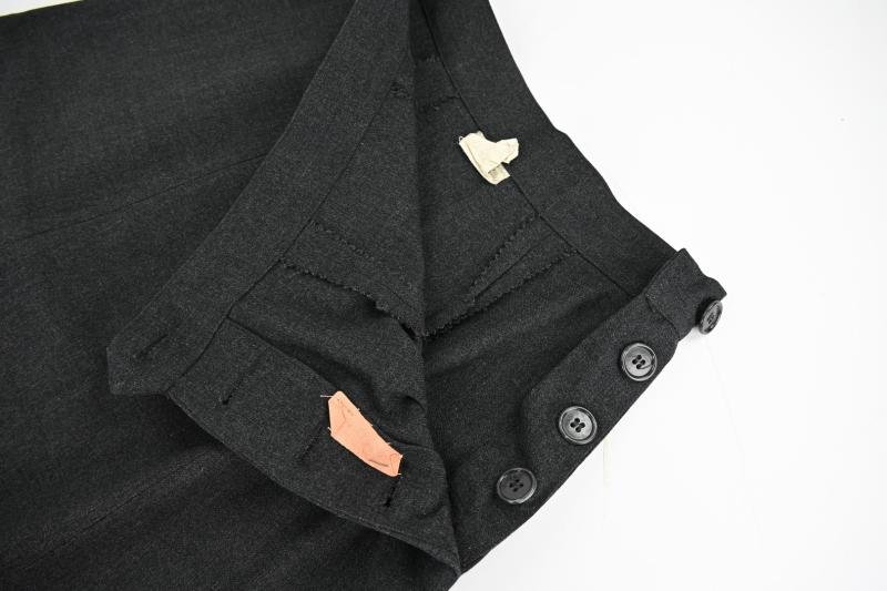 US WW2 Flannel Grey Red Cross Workers Uniform Jacket & Skirt — image 16