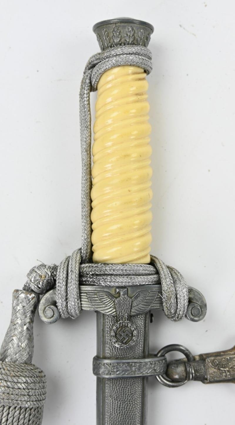 German WH Officer's Dagger with Hanger — image 6