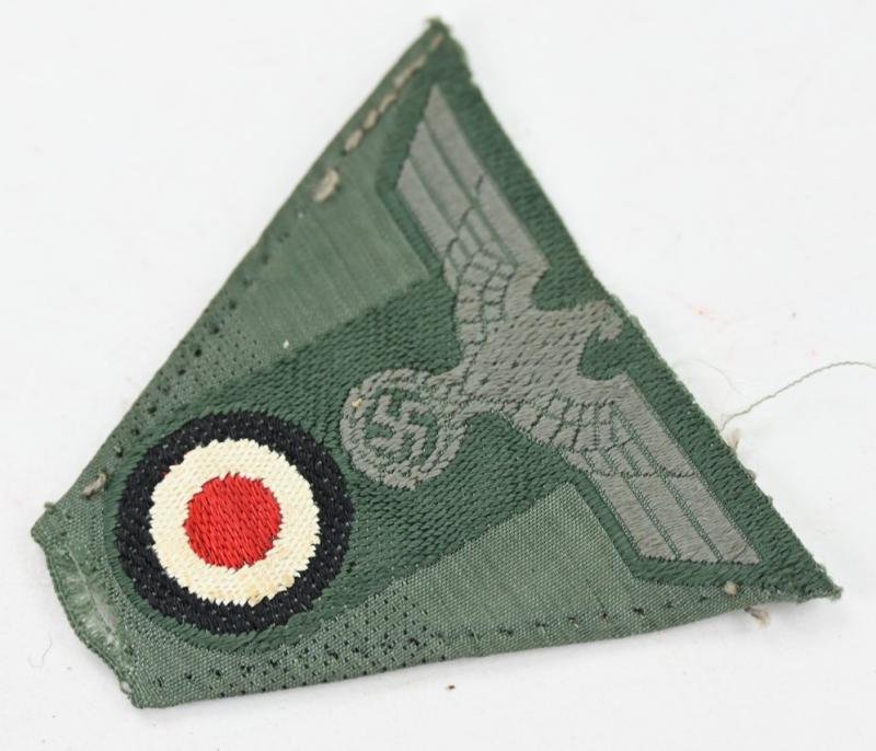 German WH GBJ Cap Badge — image 2