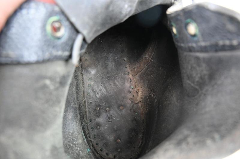 British WW2 Ammo Boots 1942 — image 10