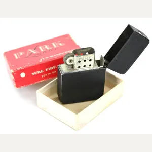 US WW2 Cigaret Lighter with original Case