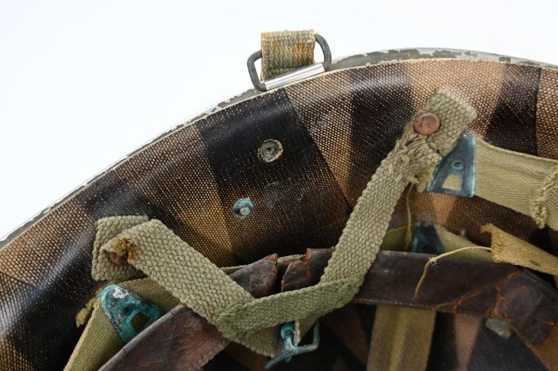 US WW2/Korea M1C Paratrooper Helmet 82nd Airborne Division — image 10