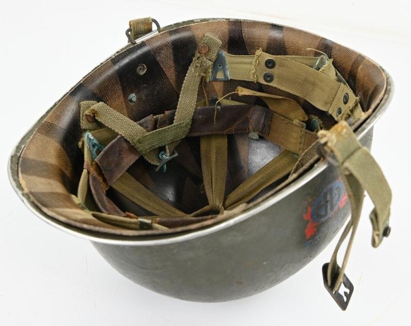 US WW2/Korea M1C Paratrooper Helmet 82nd Airborne Division — image 9