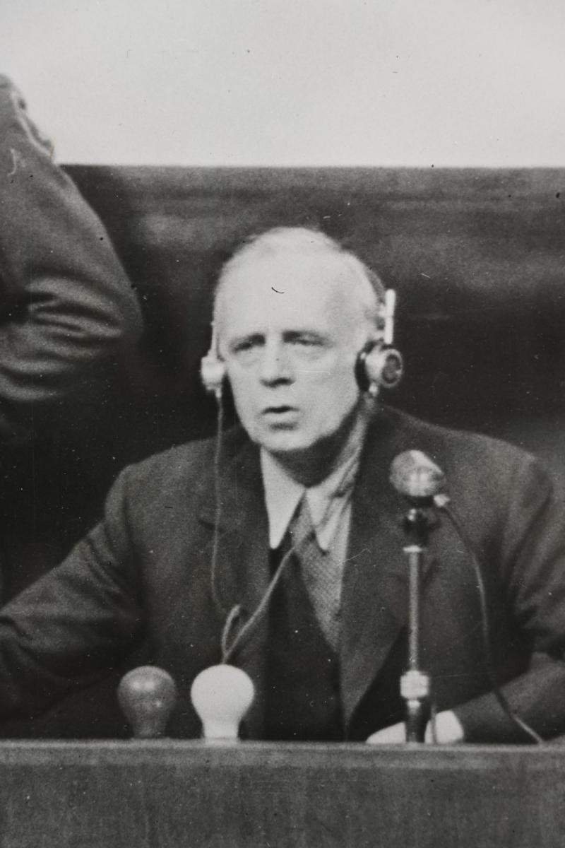 Allied Nuremberg War Trails Picture 'Joachim von Ribbentrop' — image 2