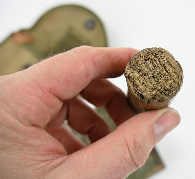 US WW2 Airborne Modified M-1943 Folding Shovel — image 6