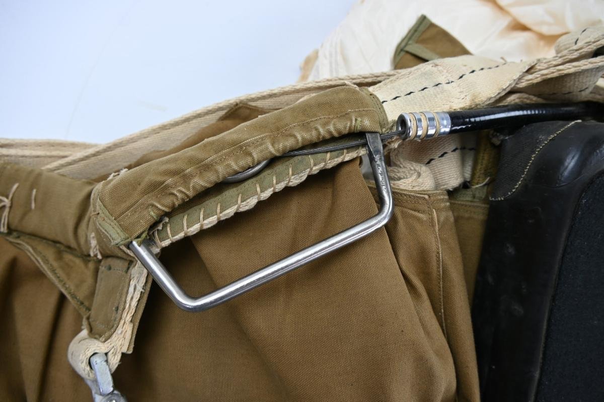 USAAF WW2 Named Irving Seat Type Parachute Harness Assembly — image 11
