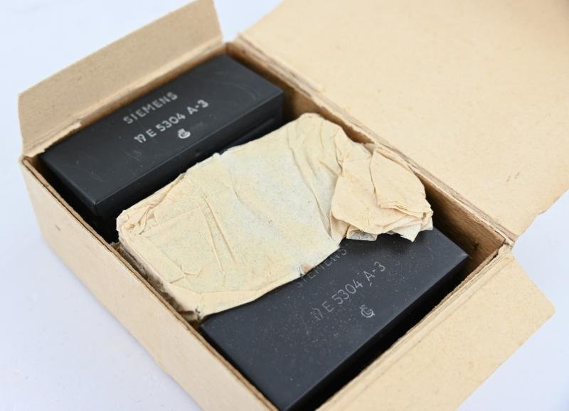 German Luftwaffe Airplane Gun Fuse Boxes Set — image 3