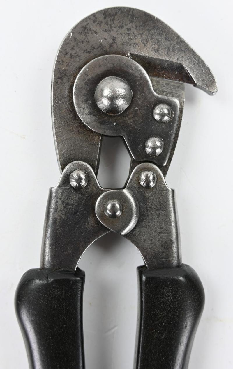 US WW2 Wire Cutter Pouch 1942 — image 6