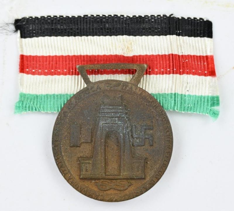 German WH Italian Campaign medal with Pouch — image 2