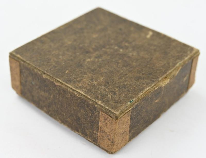 US WW2 Paratrooper Compass in Box — image 6