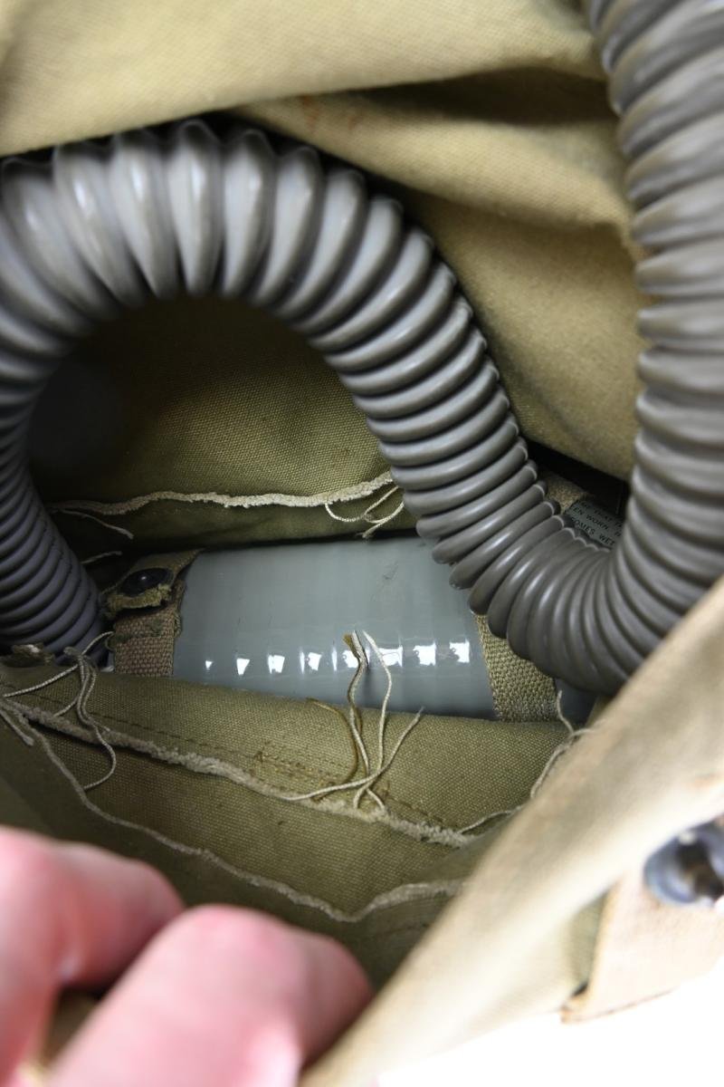 US WW2 MIVA 1 Army Service Gasmask in Carrying Pouch — image 7