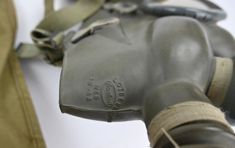 US WW2 MIVA 1 Army Service Gasmask in Carrying Pouch — image 9