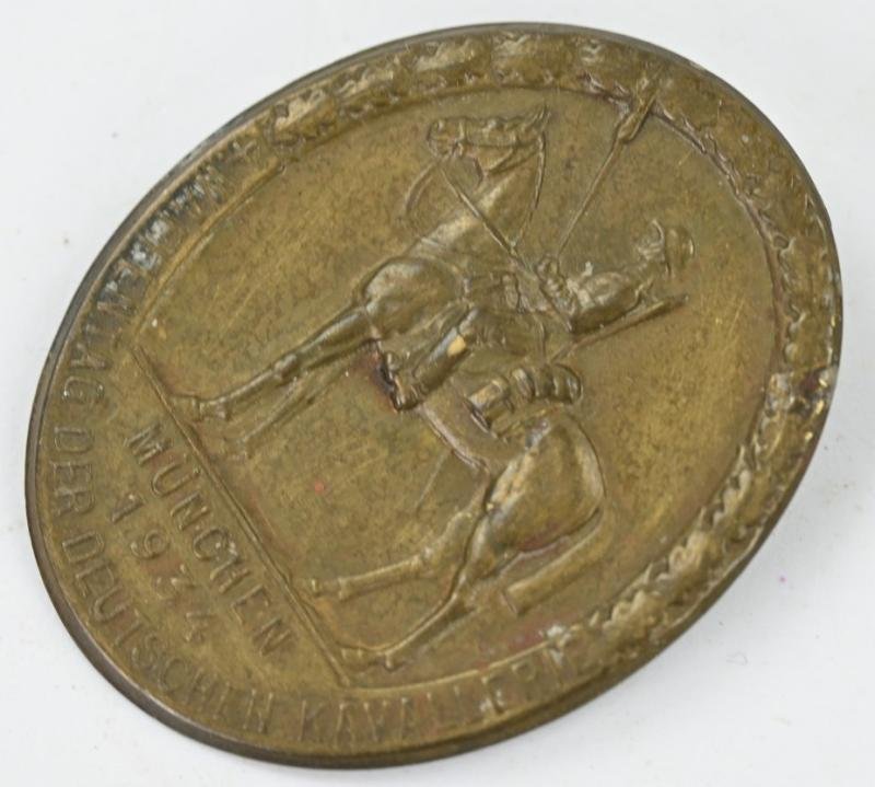 German Third Reich Tinnie '4. Waffentag der Deutsche Kavallerie Munchen 1934'' — image 2