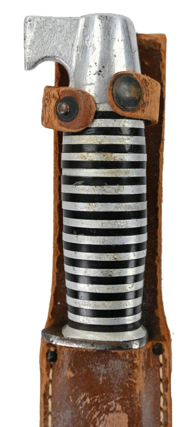 US WW2 Modified Cattaraugus 225Q Fighting Knife — image 2