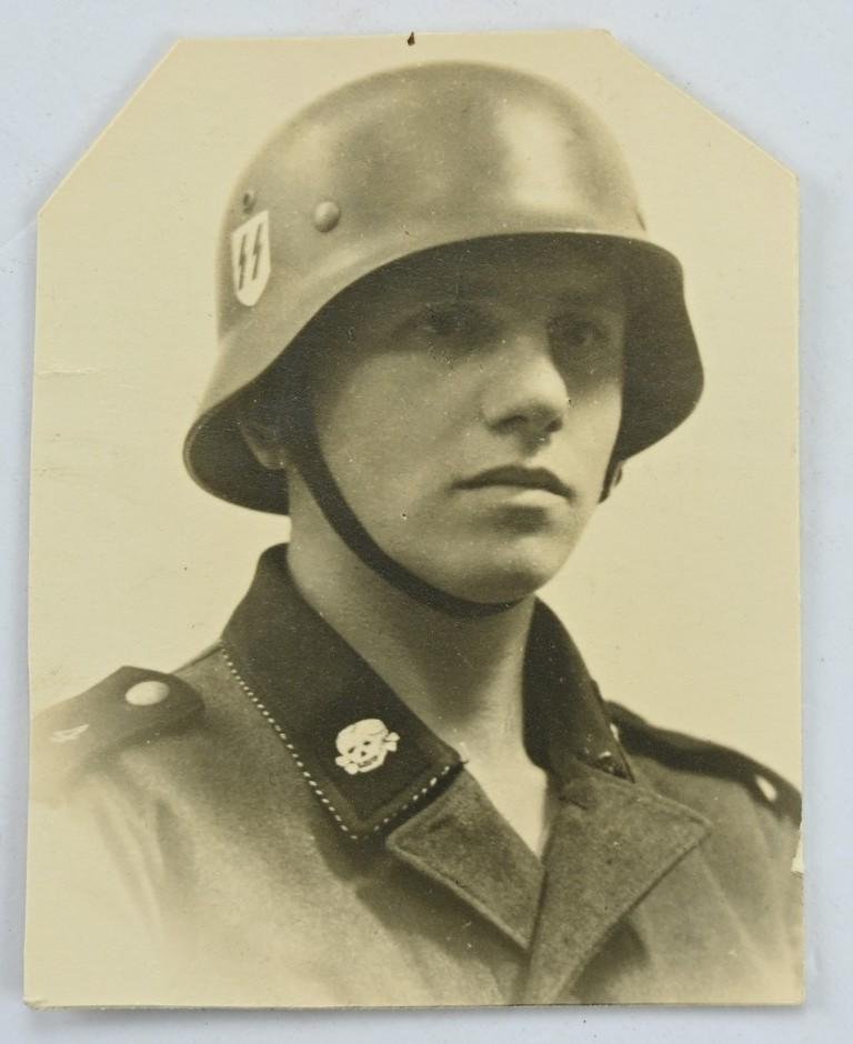 German Waffen-SS Totenkopf Portrait Picture — image 2