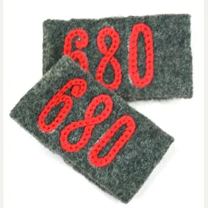 German WH Shoulderboard Slip-ons 'A.R.680'