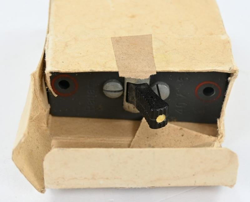 German LW Toggle Change Switch in Box — image 4