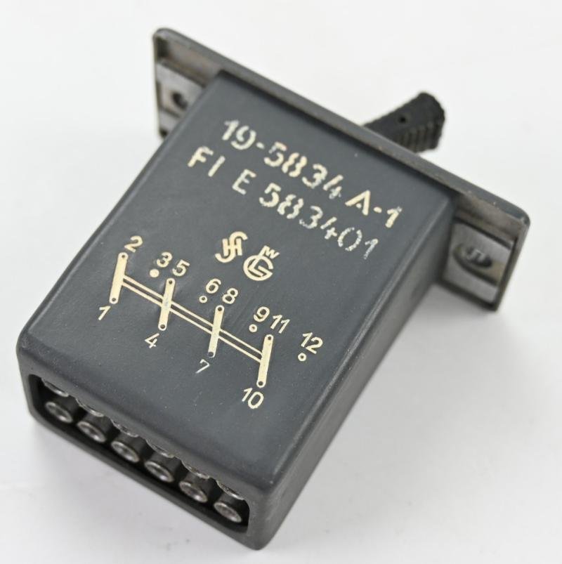 German LW Toggle Change Switch in Box — image 7