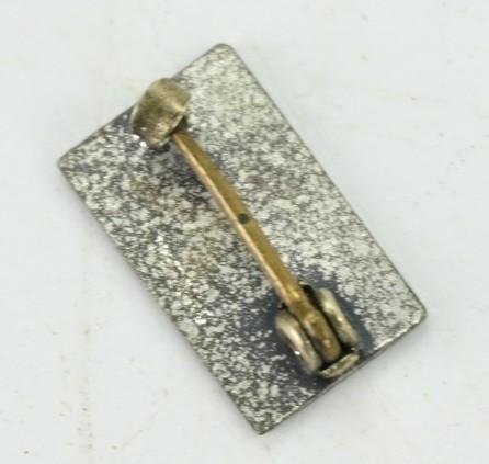 US WW2 Home Front Pin — image 3