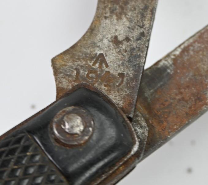 British WW2 Pocket Knife 1943 — image 5