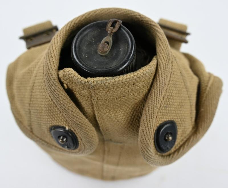 British WW2 P44 Canteen — image 2