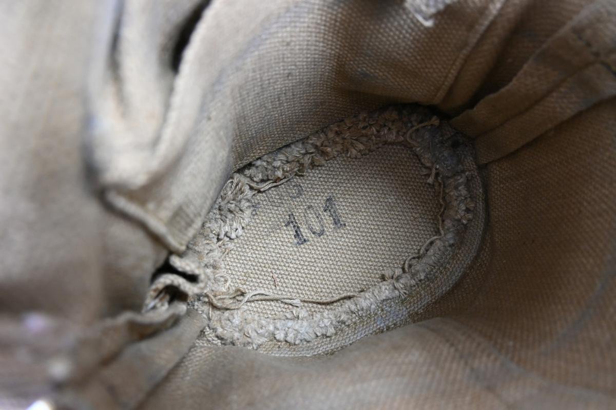 British WW2 P44 Canteen — image 9