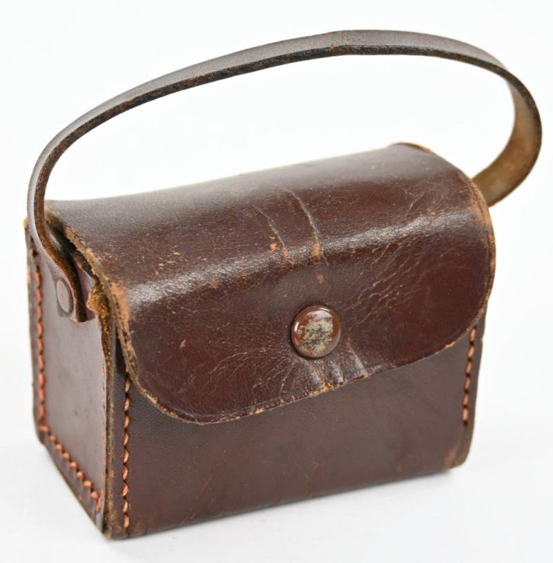 German Third Reich Period Sida Small Pocket Camera in Pouch — image 5