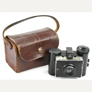 German Third Reich Period Sida Small Pocket Camera in Pouch